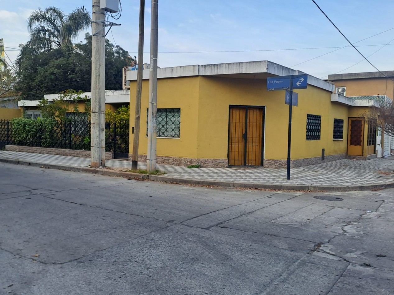 CASA EN VENTA EN CALLE LOS POZOS 